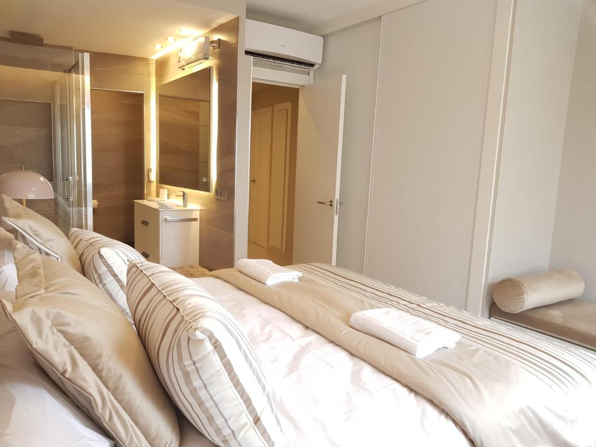 Fabulous Apartment In Front Of Sea & Marina With Incredible Views Estepona Exterior foto
